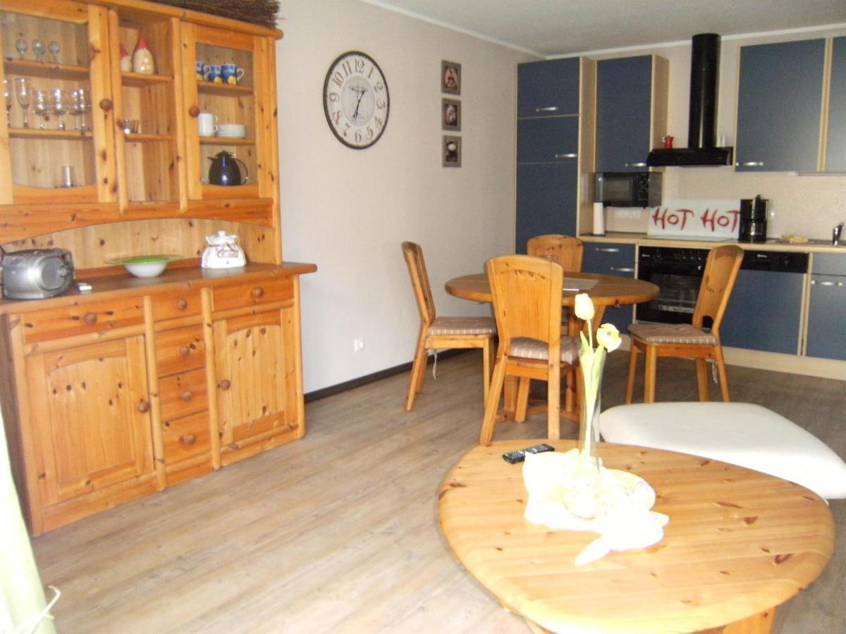 Bio-Ferienweingut Leyendecker Appartement Kattenes Buitenkant foto