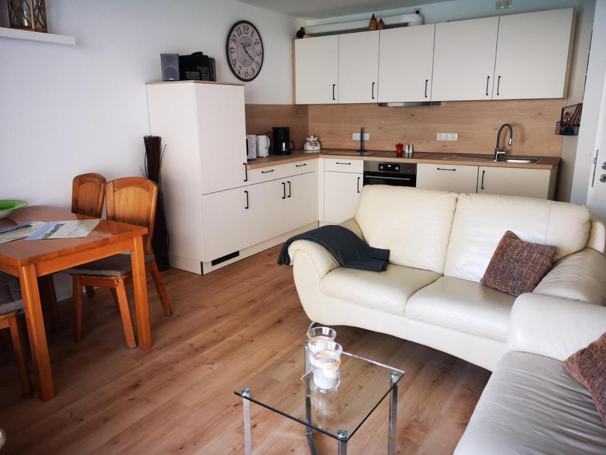 Bio-Ferienweingut Leyendecker Appartement Kattenes Buitenkant foto